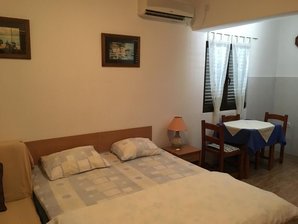 Apartments Upitnik Herceg Novi Exterior foto