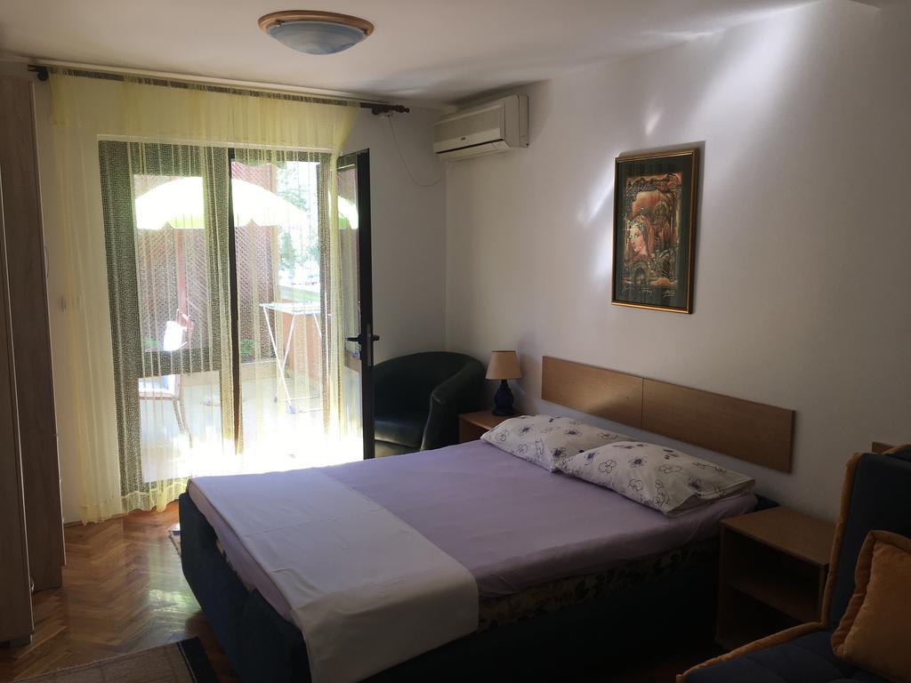 Apartments Upitnik Herceg Novi Exterior foto